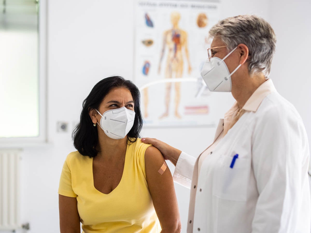 Doctor consulting with patient.