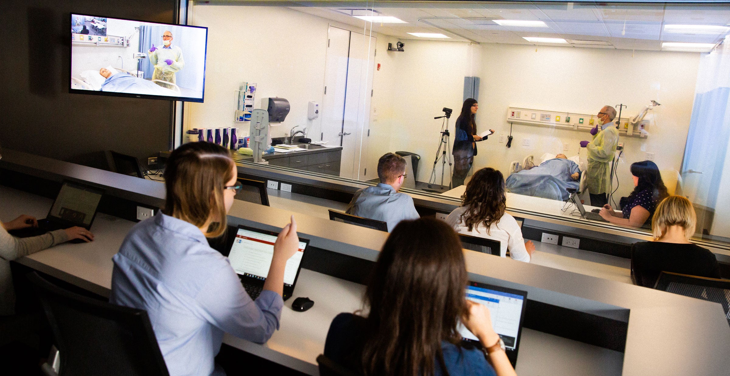 Concord Usability Lab's clinical product observation room
