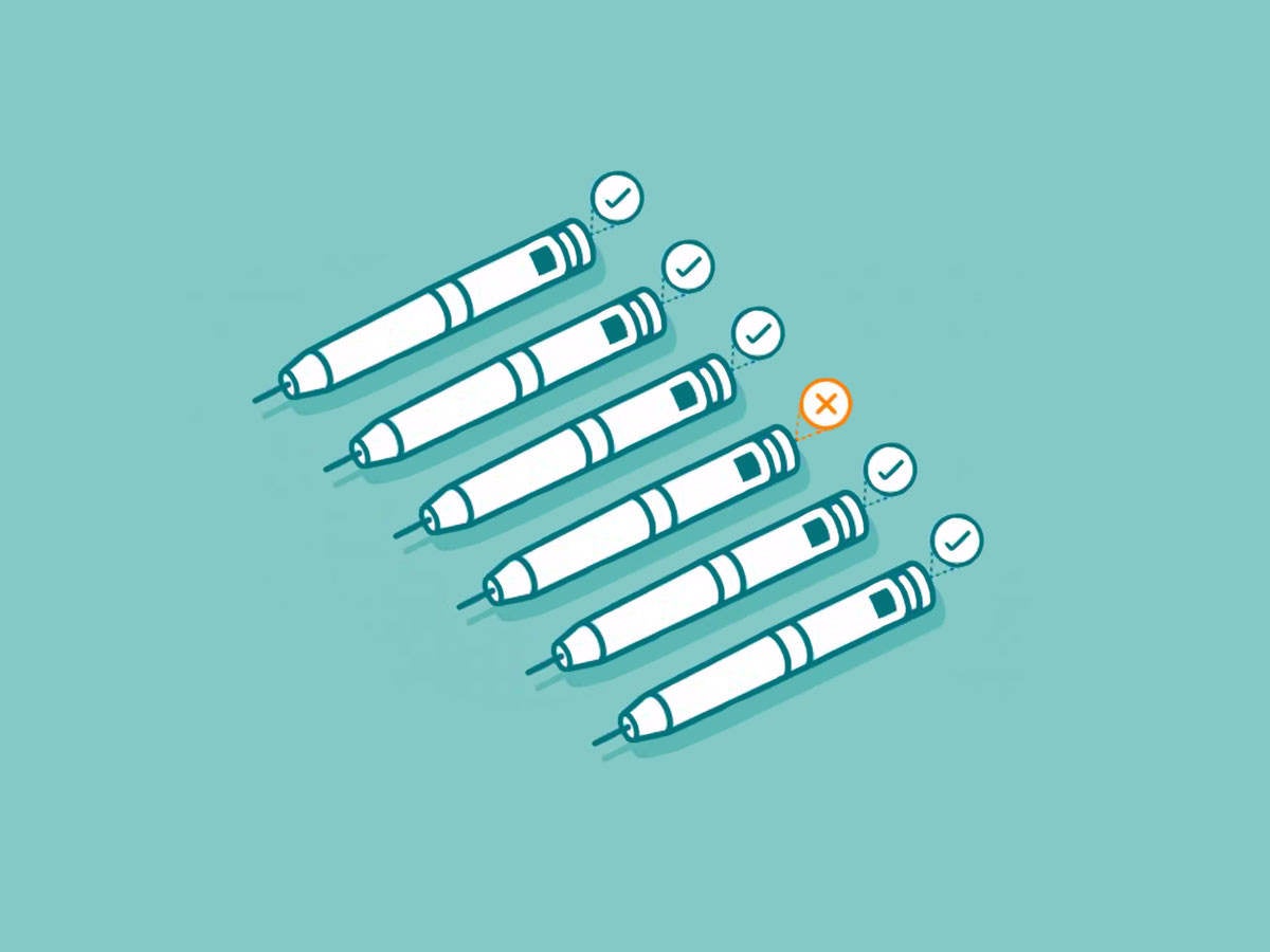 Drawing of injection pens with check marks or 